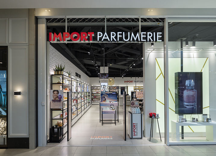 102 I IMPORT PARFUMERIE-1